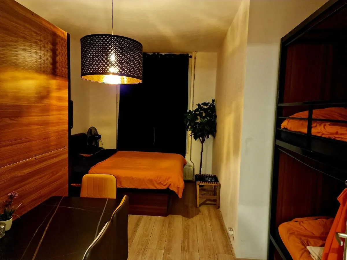 Recharge Hostel 鹿特丹